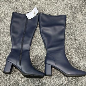 Brand new, with tags, Aerosoles Micah boot, size 8, wide calf.